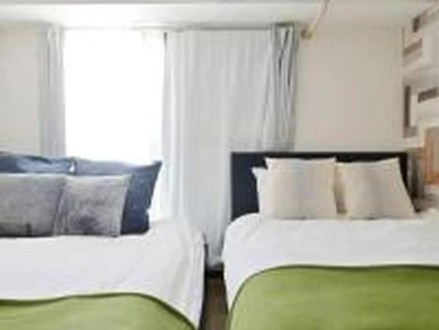 コンフィデンスロン1004 Apartment Osaka